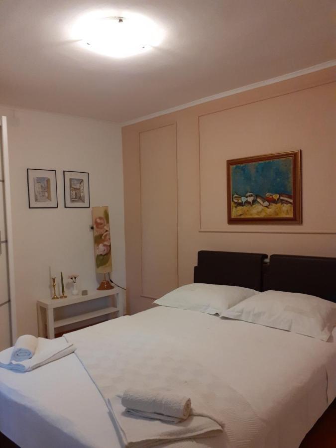 Apartment Andreja Сен Екстериор снимка