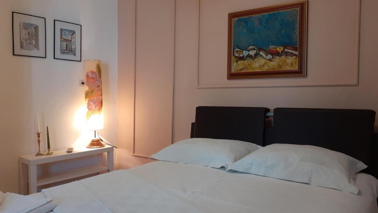 Apartment Andreja Сен Екстериор снимка