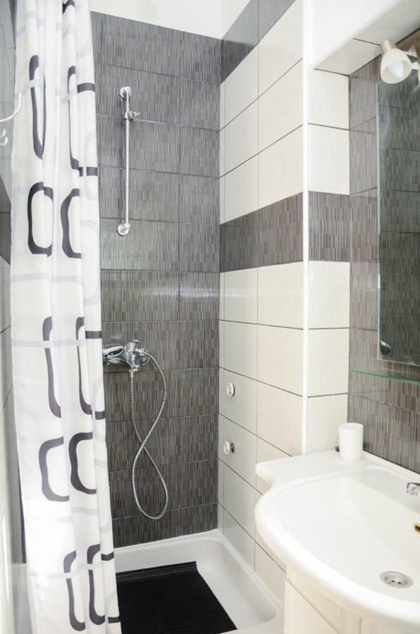 Apartment Andreja Сен Екстериор снимка